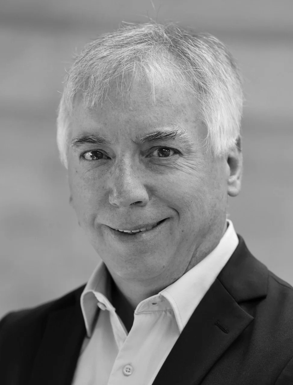 Prof. Dr. Robert Lobue